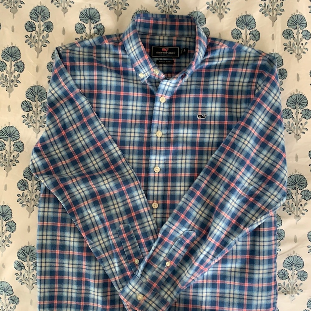 Vineyard Vines boys button down shirt